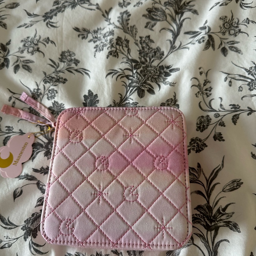 Maanestan Travel Jewelry Box NWT